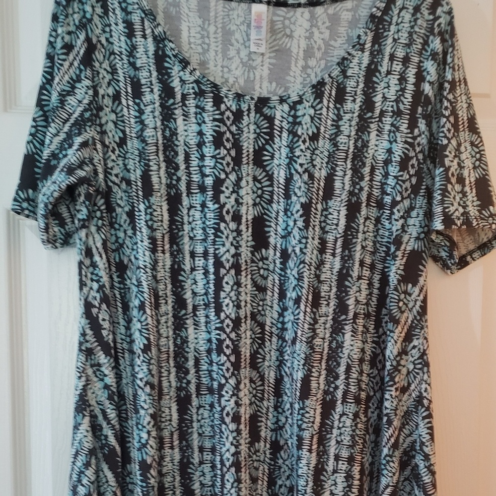 Lularoe Perfect T
